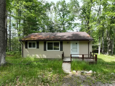 15984 Hiawatha Trl #LAKEFRONT, Atlanta, MI 49709