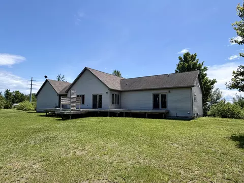 1501 Hackmatack Rd, Cheboygan, MI 49721 photo 24