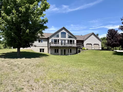 1501 Hackmatack Rd, Cheboygan, MI 49721 photo 2