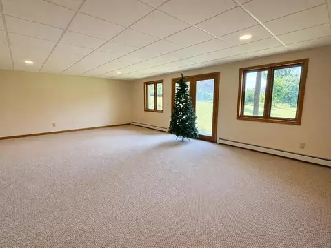1501 Hackmatack Rd, Cheboygan, MI 49721 photo 18