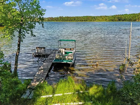 View/Area - 1070 S Silver Pl, Indian River, MI 49749 photo 3 of 10