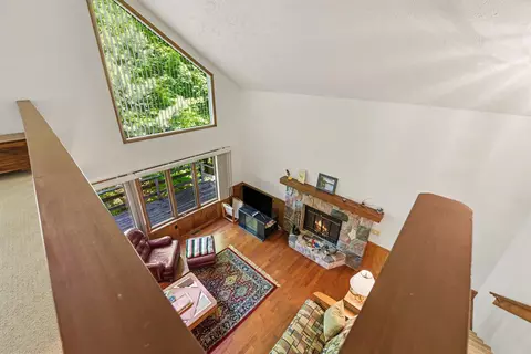Living - 1070 S Silver Pl, Indian River, MI 49749 photo 5 of 5
