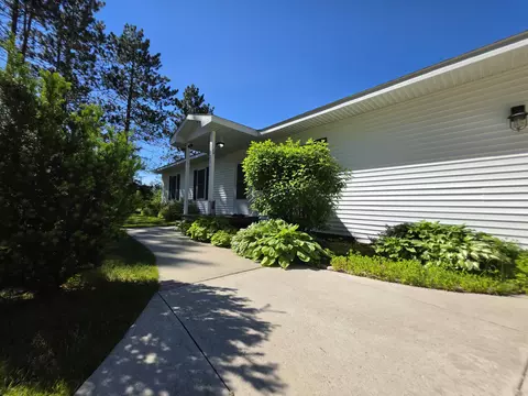 Exterior - 1025 Robin Hood Dr, Fairview, MI 48621 photo 26 of 28