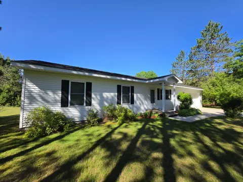1025 Robin Hood Dr, Fairview, MI 48621