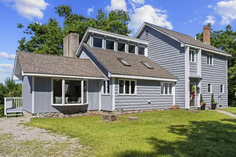 22500 Dowsett Trl, Atlanta, MI 49709