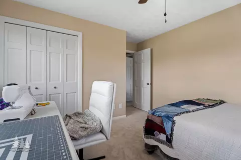 Bedroom - 4635 Grant Dr, Lewiston, MI 49756 photo 8 of 11