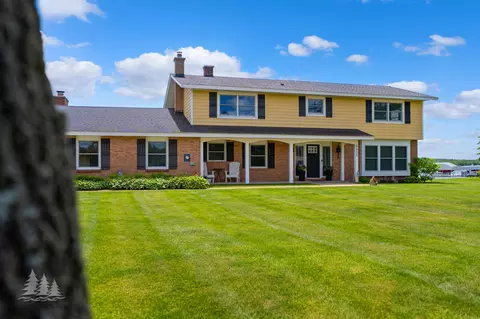 Exterior - 4635 Grant Dr, Lewiston, MI 49756 photo 9 of 18