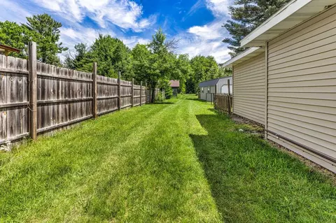 Exterior - 309 S Main St, Roscommon, MI 48653 photo 5 of 6