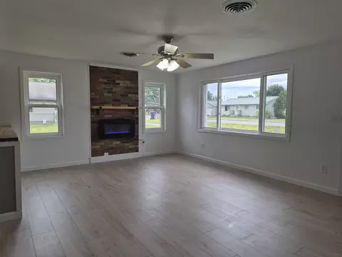 Living - 705 Plum St, Grayling, MI 49738 photo 7 of 8