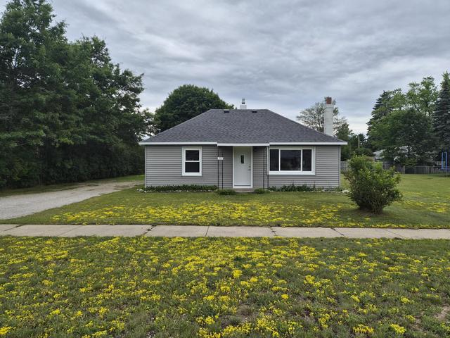 705 Plum St, Grayling, MI 49738