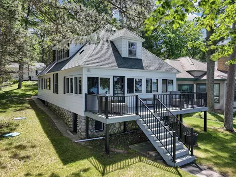 133 Chaney Point Dr, Roscommon, MI 48653