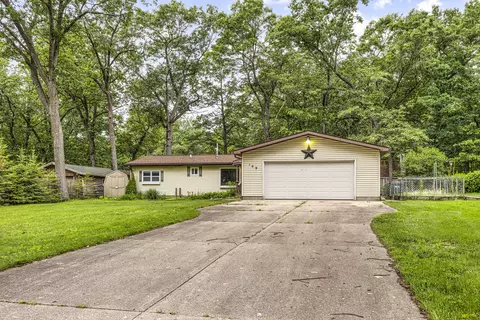 109 Stanley Ave, Prudenville, MI 48651