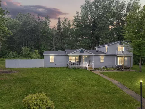 2702 E West Branch Rd, Prudenville, MI 48651