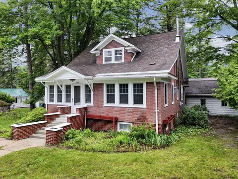 1009 Brooks St, Roscommon, MI 48653 photo 4