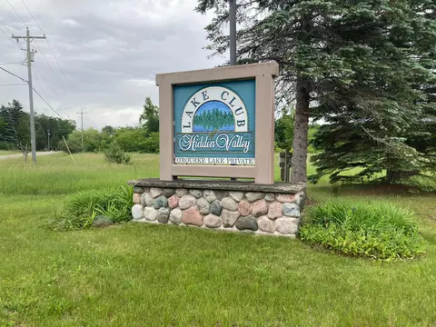 11 E Lake Club Drive Dr #11, Gaylord, MI 49735