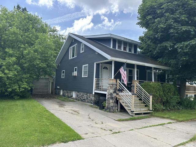 408 S 6th Ave, Alpena, MI 49707