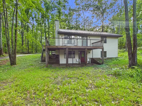 11374 Locksley Dr, Frederic, MI 49733