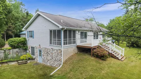480 W Pigeon River Rd, Afton, MI 49705