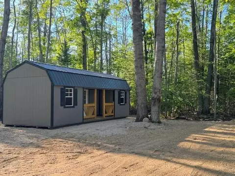 4191 Up North Aly, Cheboygan, MI 49721