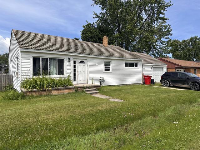 1116 Pine Rd, Alpena, MI 49707