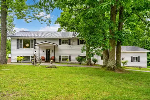 12891 Bartz Rd, Hubbard Lake, MI 49747