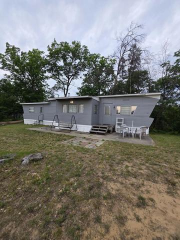 954 Chamber Ct, Saint Helen, MI 48656