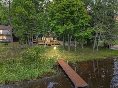 701 Springwood Dr, Prudenville, MI 48651