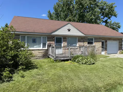 1060 Pine Rd, Alpena, MI 49707