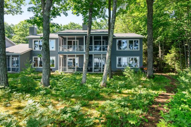 7842 Michigan 68 #C-9, Indian River, MI 49749