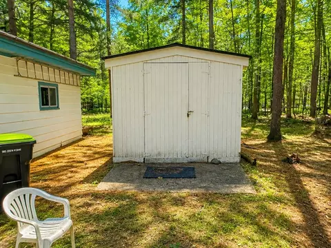 145 Clyde St, Roscommon, MI 48653 photo 20