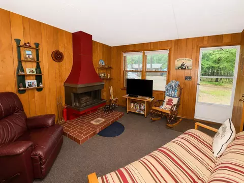 145 Clyde St, Roscommon, MI 48653 photo 3