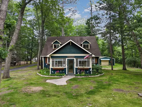 116 12th St, Prudenville, MI 48651