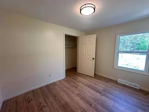 101 E Sunset Dr, Roscommon, MI 48653 photo 5