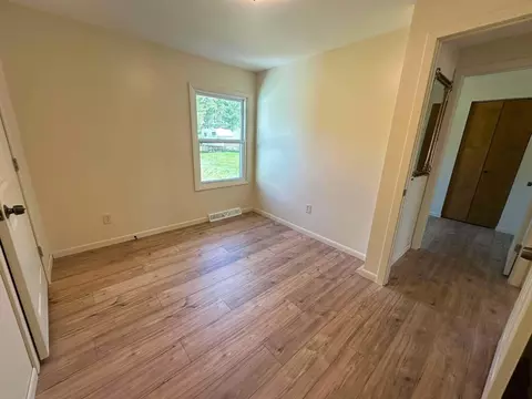 101 E Sunset Dr, Roscommon, MI 48653 photo 6