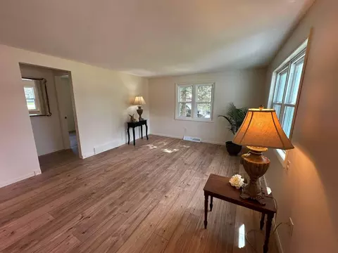 101 E Sunset Dr, Roscommon, MI 48653 photo 3