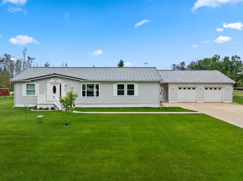 111 Pinecrest Dr, Gaylord, MI 49735