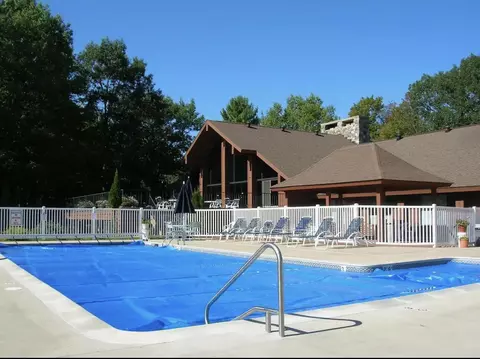 6457 Foothills Trl, Gaylord, MI 49735