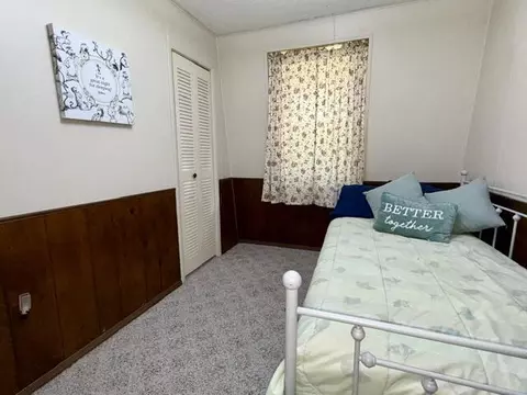 Bedroom - 237 Quail Blvd, Roscommon, MI 48653 photo 3 of 5