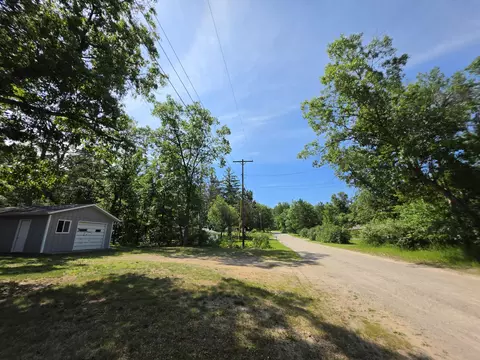 Exterior - 915 W 11th St, Mio, MI 48647 photo 14 of 15