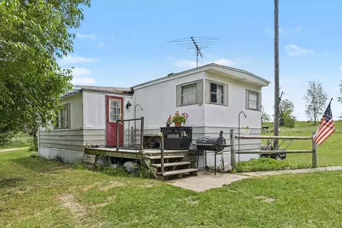 3720 Rice Rd, Rapid City, MI 49676