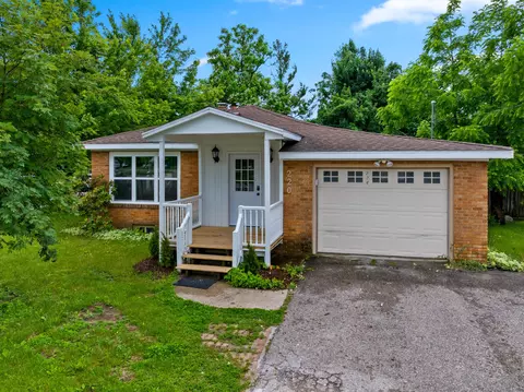 220 E Second St, Gaylord, MI 49735