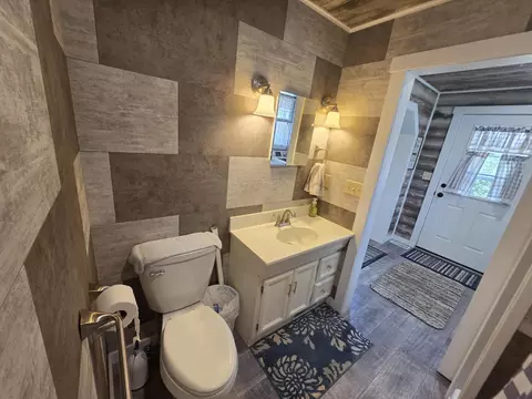 Bath - 145 E Cherry Creek Rd, Mio, MI 48647 photo 2 of 4