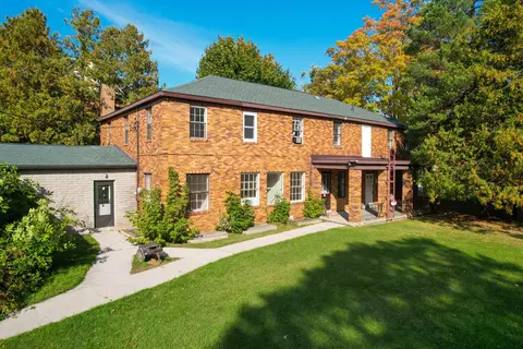 123 N Bailey St, Cheboygan, MI 49721