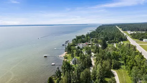 6452 N Silver Beach Rd, Cheboygan, MI 49721 photo 44