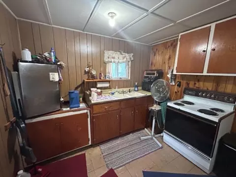 Kitchen - Undisclosed, Mio, MI 48647 photo 2 of 3
