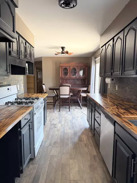 Kitchen - 605 Rose St, Grayling, MI 49738 photo 2 of 3