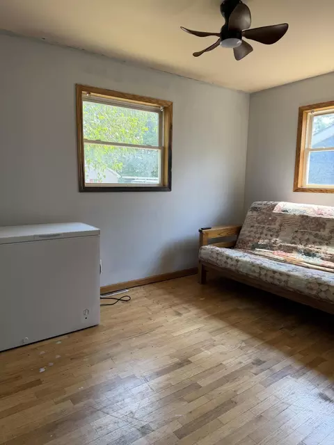 Bedroom - 605 Rose St, Grayling, MI 49738 photo 2 of 3