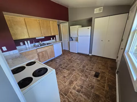 Kitchen - 1989 Betsy Blvd, Fairview, MI 48621 photo 1 of 2