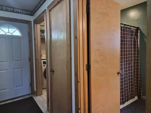 Entry Way - 10870 Sutters Mill Rd, Frederic, MI 49733 photo 13 of 13