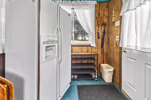 207 Lakeview Dr, Roscommon, MI 48653 photo 23